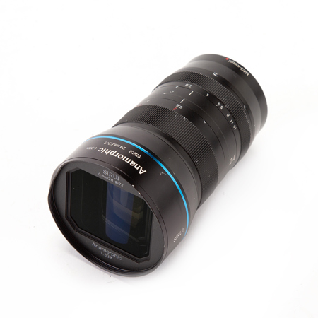 Sirui 24mm f/2.8 1.33X Anamorphic MFT Lens